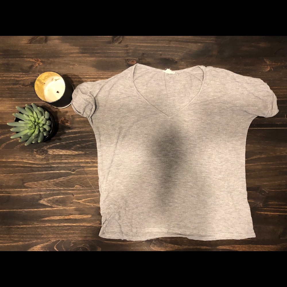 La Hearts Gray Tee Size Medium